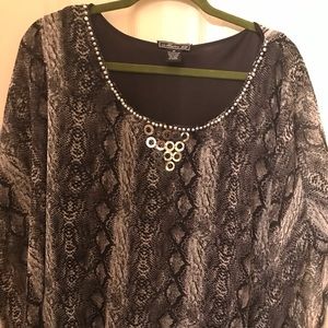 Black & White Blouse